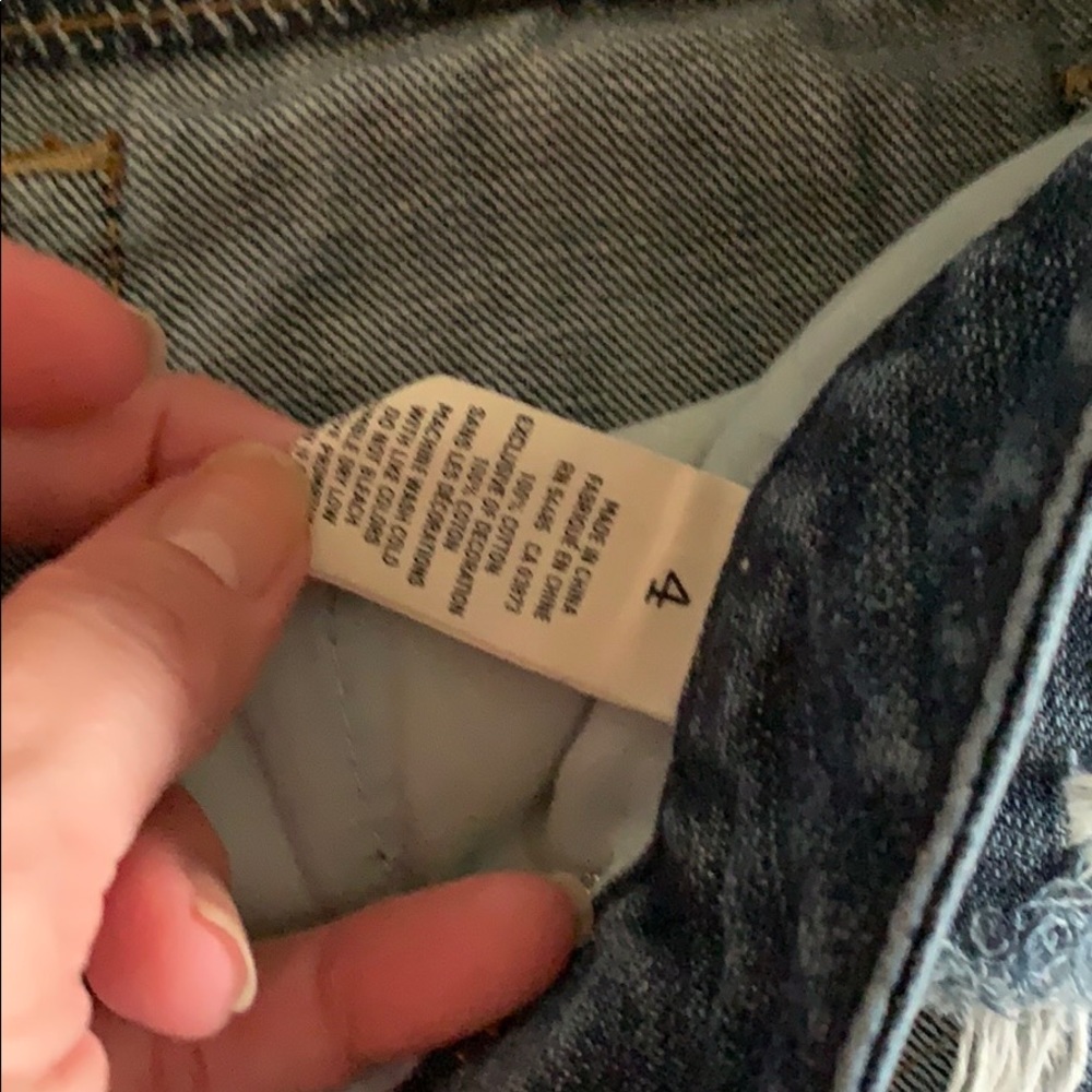 American eagle cut off‘s - Picture 2 of 5